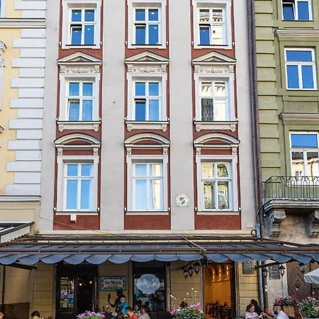 Szálloda Oysters & Bubbles Gastro Hotel. Rynok Square *