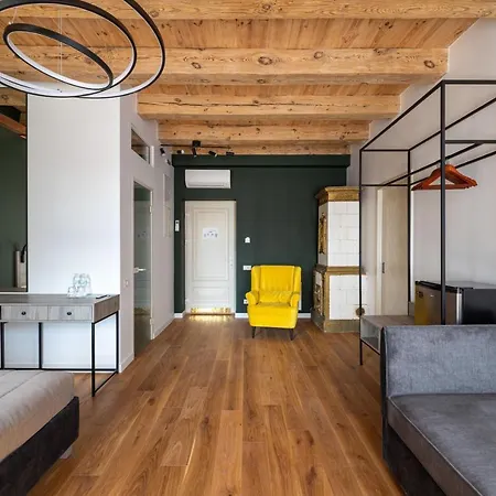 Hotel Oysters & Bubbles Gastro Hotel. Rynok Square