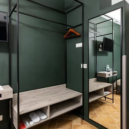 Ξενοδοχείο Oysters & Bubbles Gastro Hotel. Rynok Square