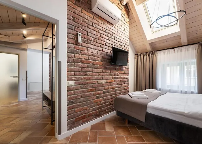 ホテル Oysters & Bubbles Gastro Hotel. Rynok Square リヴィウ