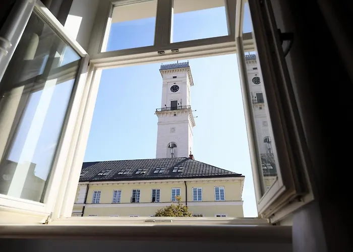 Oysters & Bubbles Gastro Hotel. Rynok Square Hotel Lviv